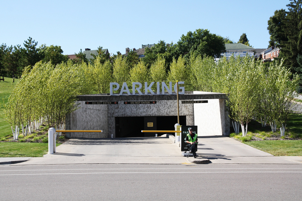 Walker Art Center<br>Minneapolis - Inside Outside-32