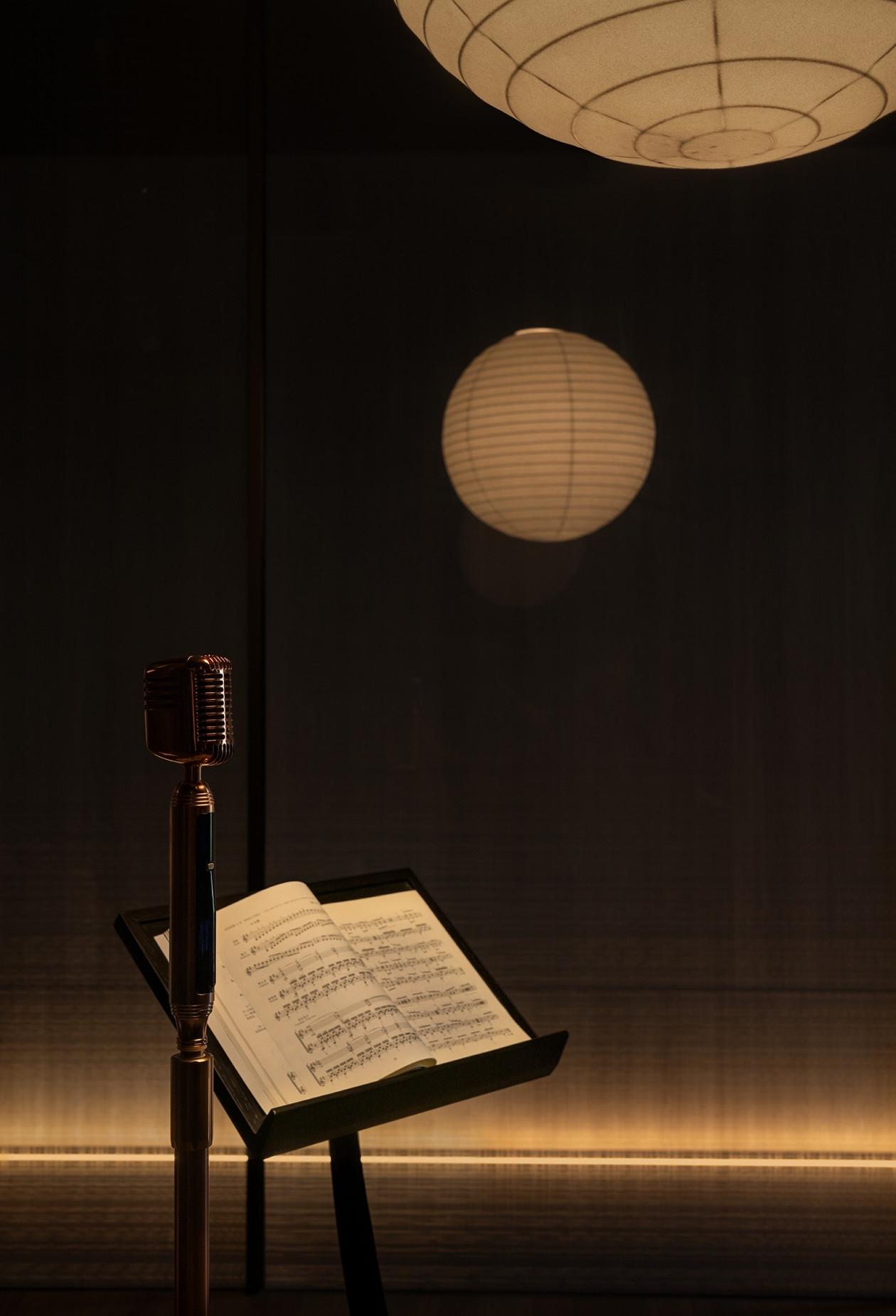 研质共设 · 重庆龙湖御湖境丨中国重庆丨室内设计为研质共设,建筑设计为ZEN正象设计,景观设计为UMS里表都会-38