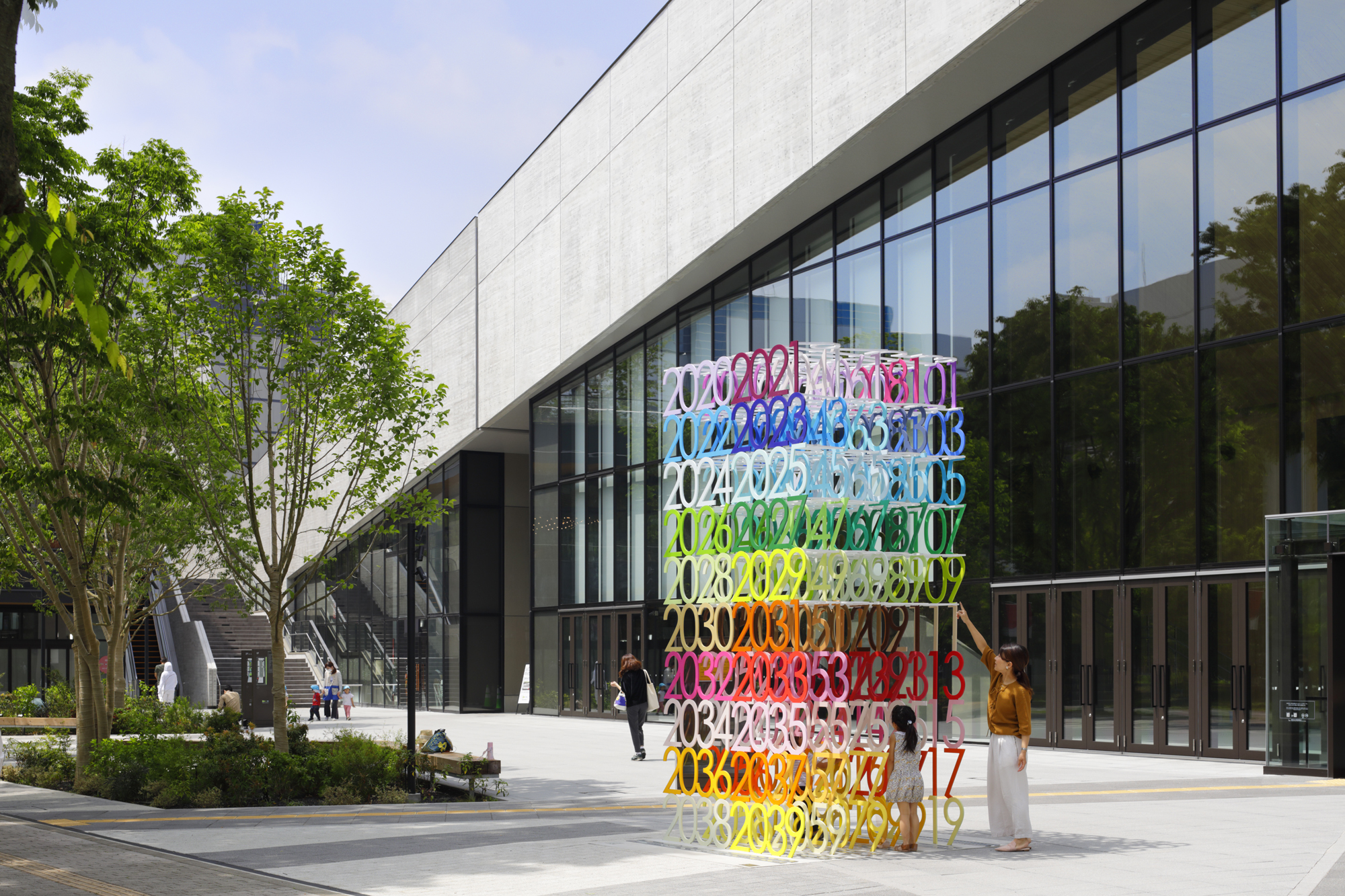 梦幻色彩空间——Emmanuelle Moureaux 的“时间切片”与“未来”雕塑-78