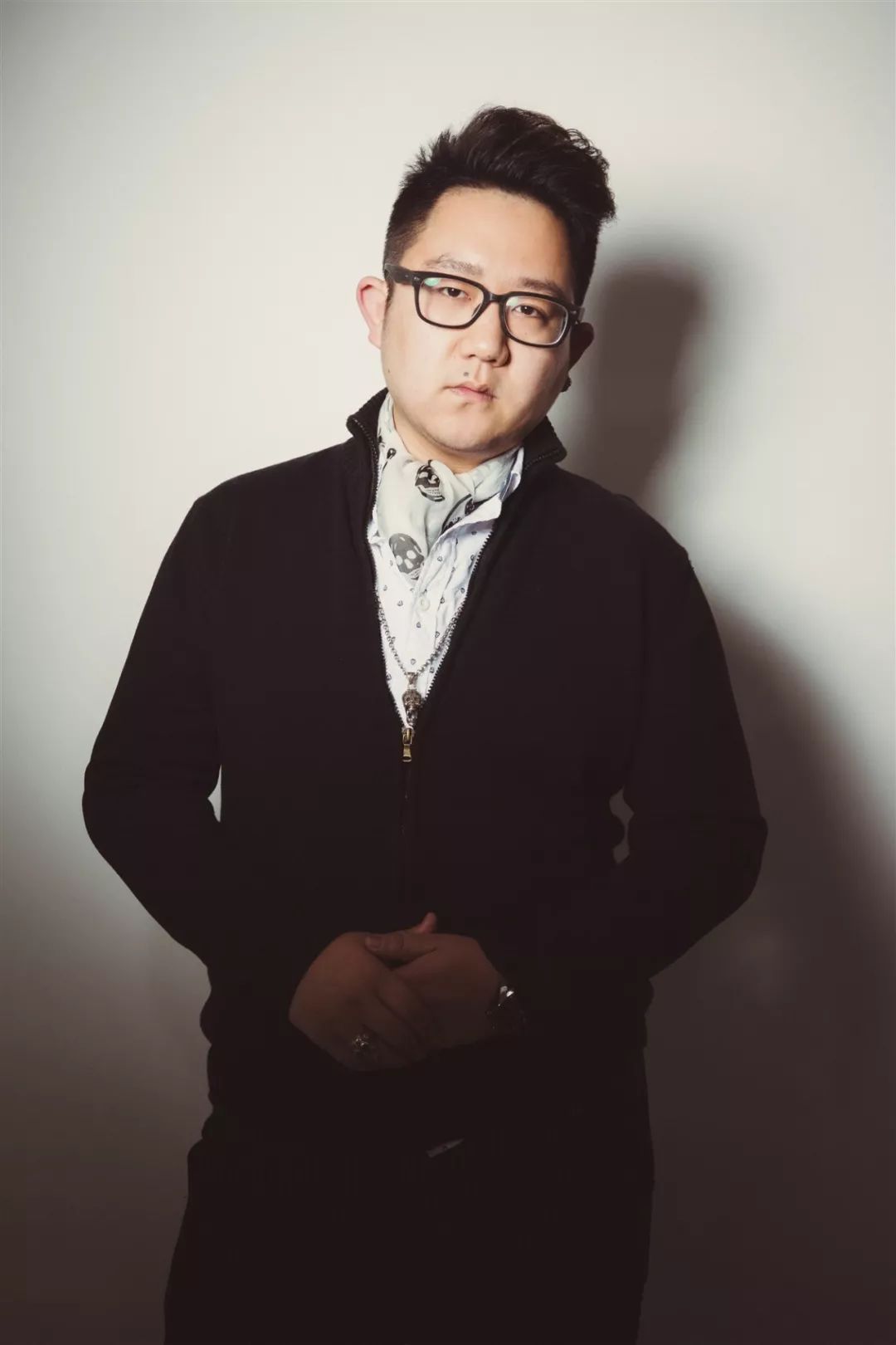 黑白灰的现代简中婚房，温馨与品味的完美融合-84