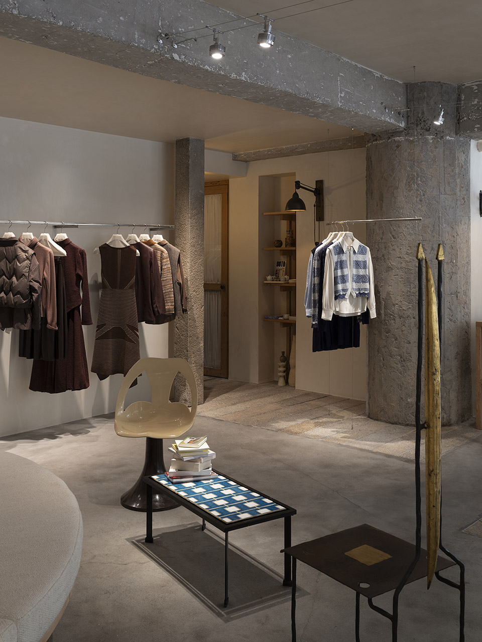 MSLAN corner 服装店丨中国厦门丨退化建筑-25