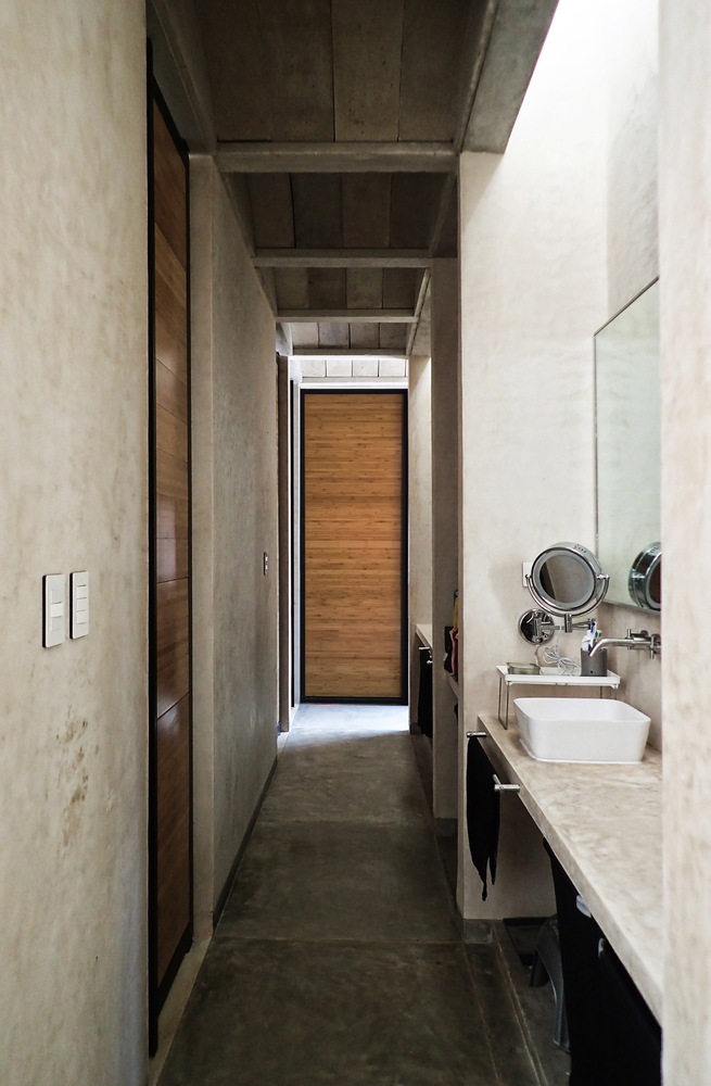 隐秘庭院 · 绿色核心的家庭住宅-29