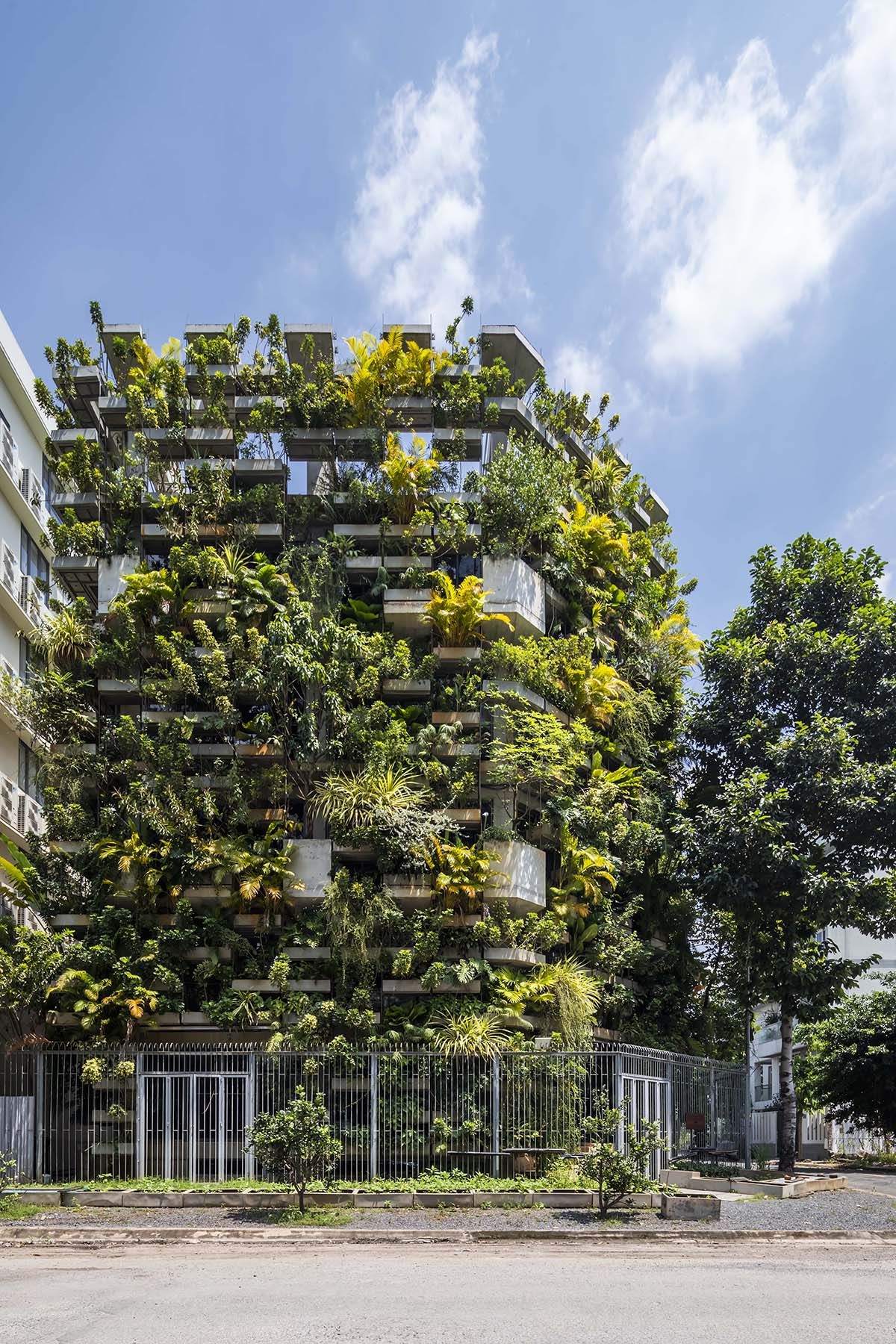 绿色办公新概念 · 垂直农场的城市办公室-8