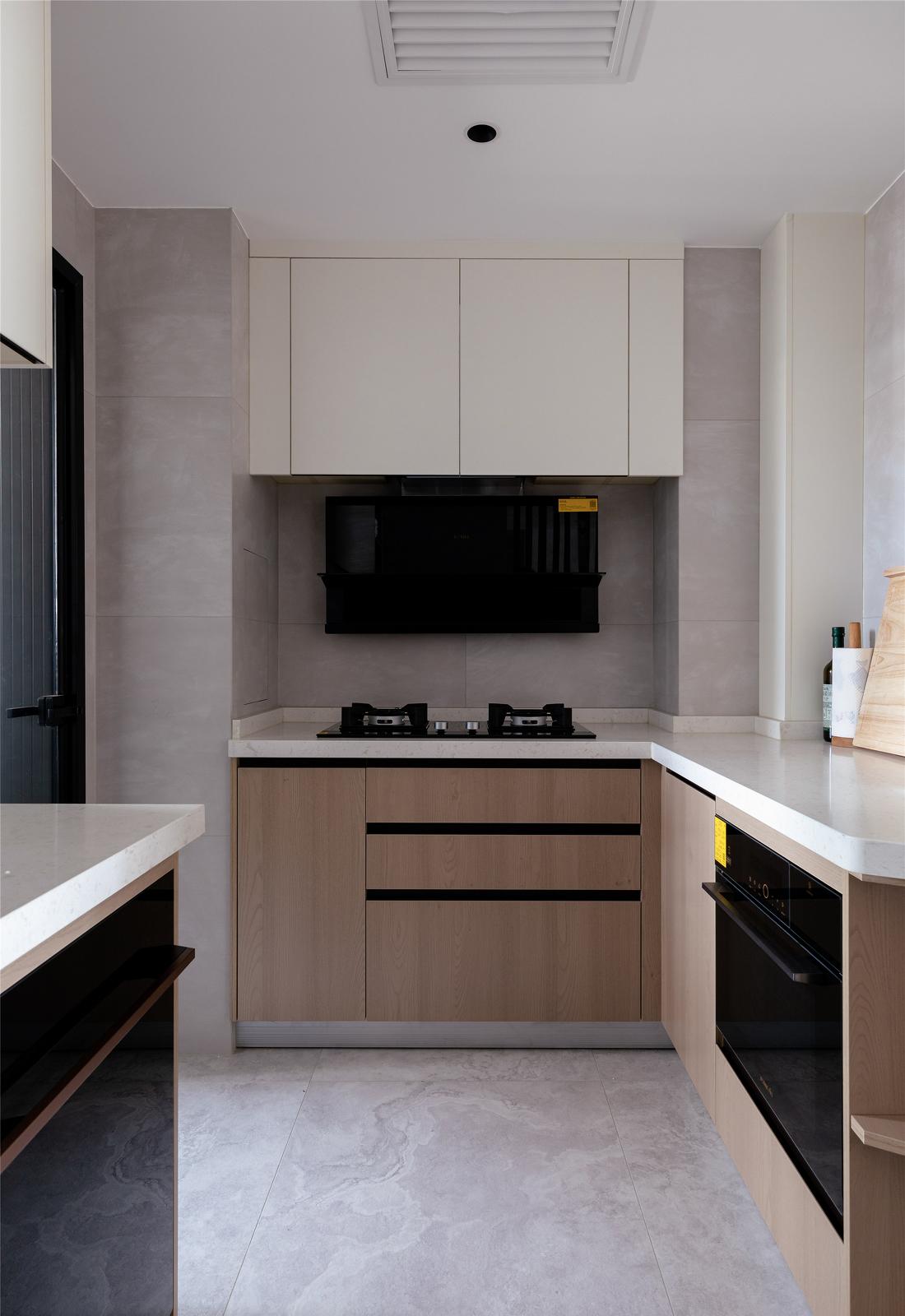 简约清新二手房翻新设计-17