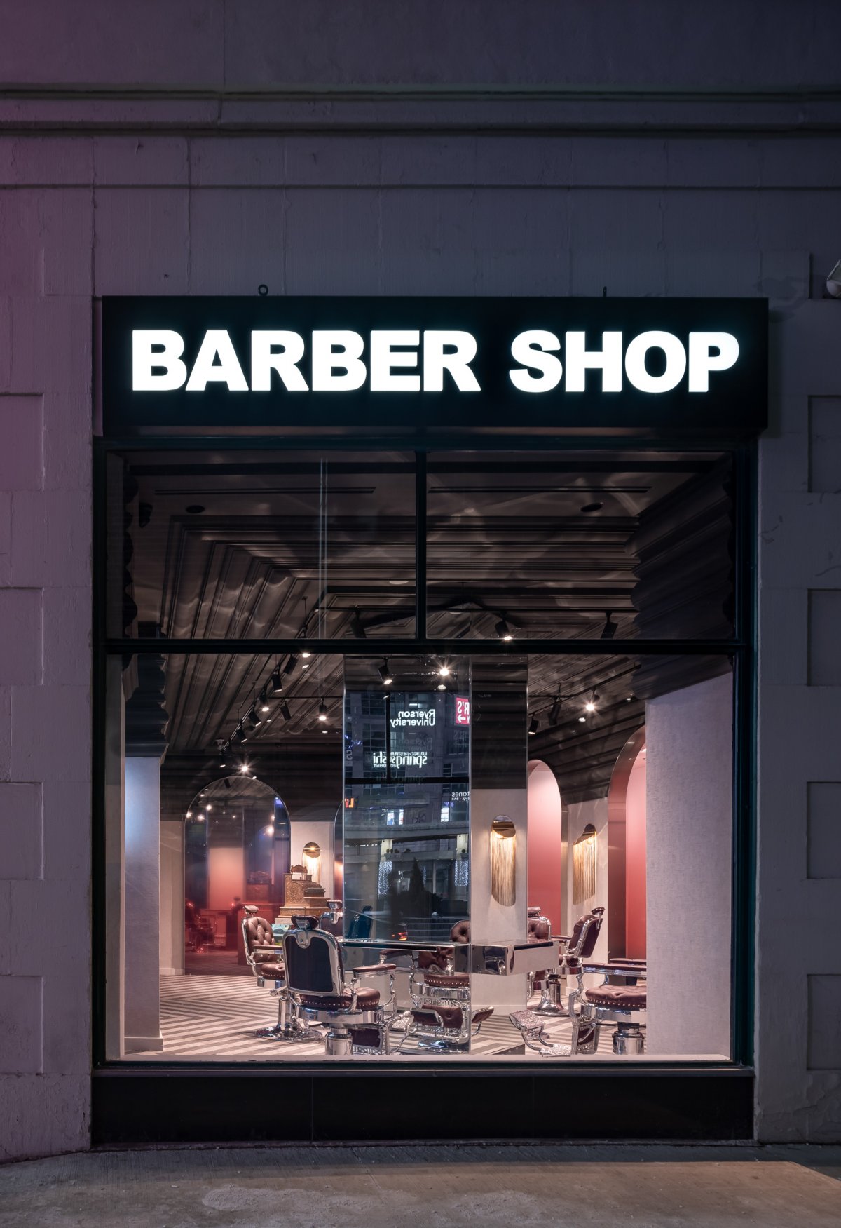 多伦多复古理发店 Dundas Square Barbers丨加拿大多伦多丨Nivek Remas-2