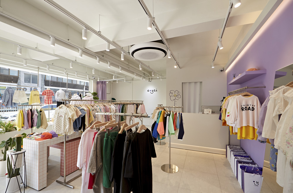 白色极简儿童商场设计，16 坪空间创造无限可能-9