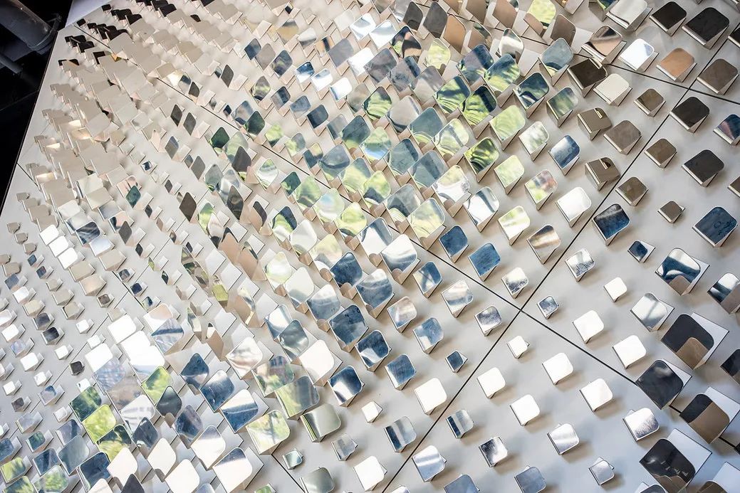 流动的金属空间 · 4 款互动装置丨Rob Ley Studio 事务所-22