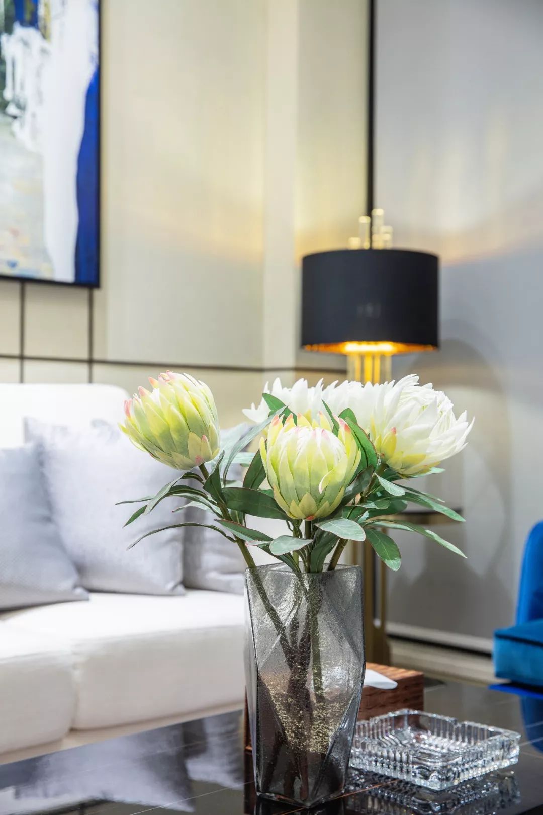 爵士白点缀中国红，简约线条尽显时尚范！-39