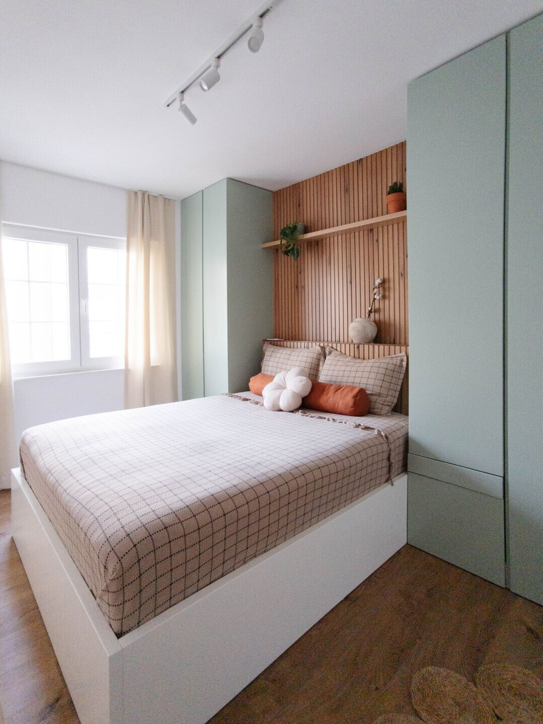 KIDA 的奇幻公寓丨普里什蒂纳-37