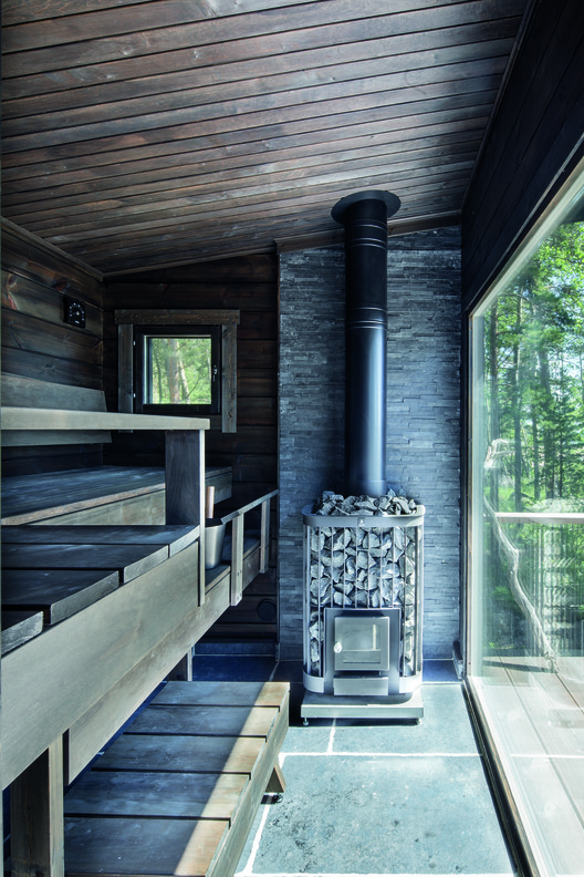 波罗的海岛屿上的现代原木建筑-27