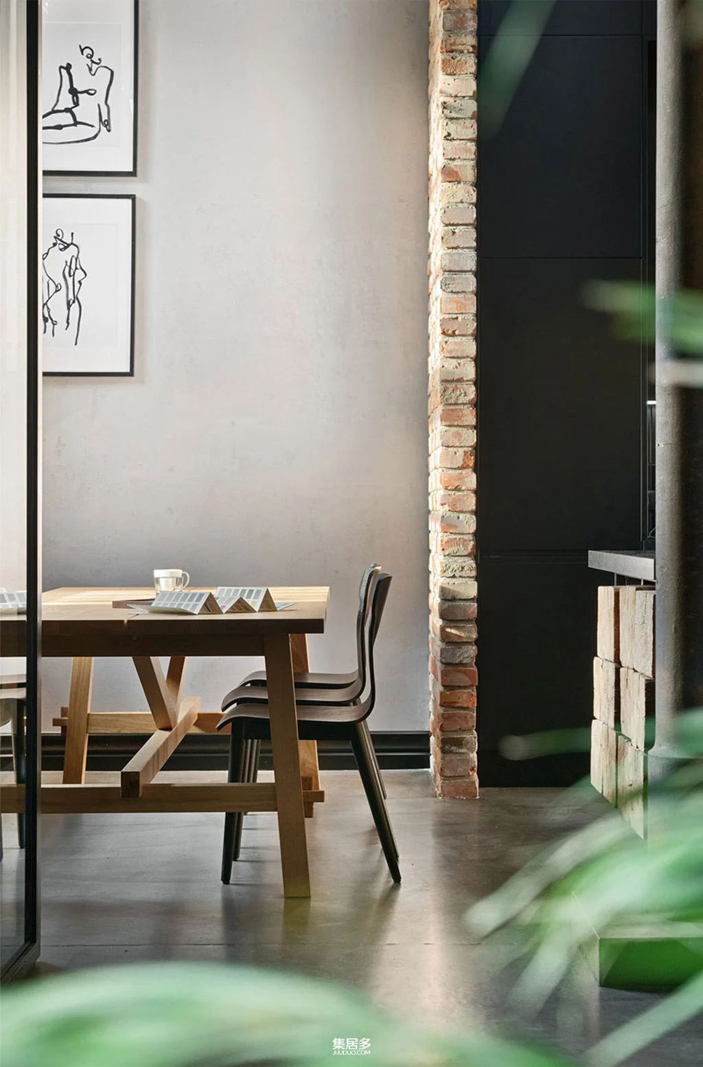 前水泵厂改造而成的高端工业风住宅项目-8