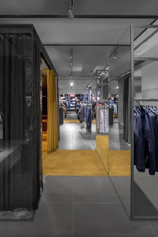 荷兰 DE BIJENKORF 商场男士区设计 | i29-22