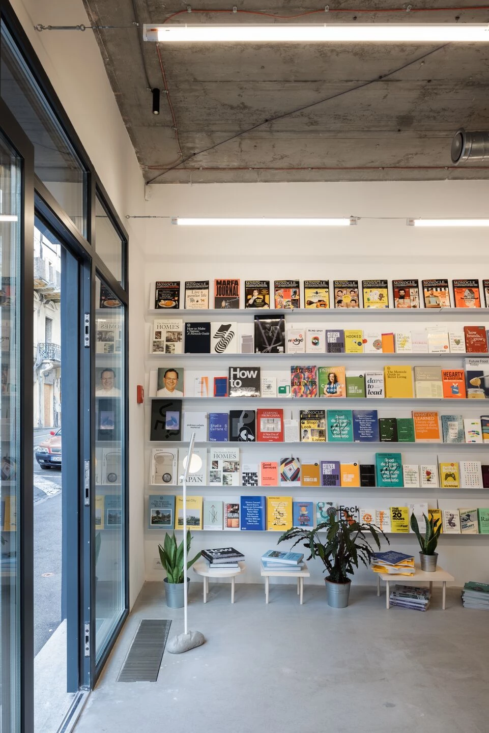 BROT 书店丨斯洛伐克布拉迪斯拉发丨Grau Architects-23