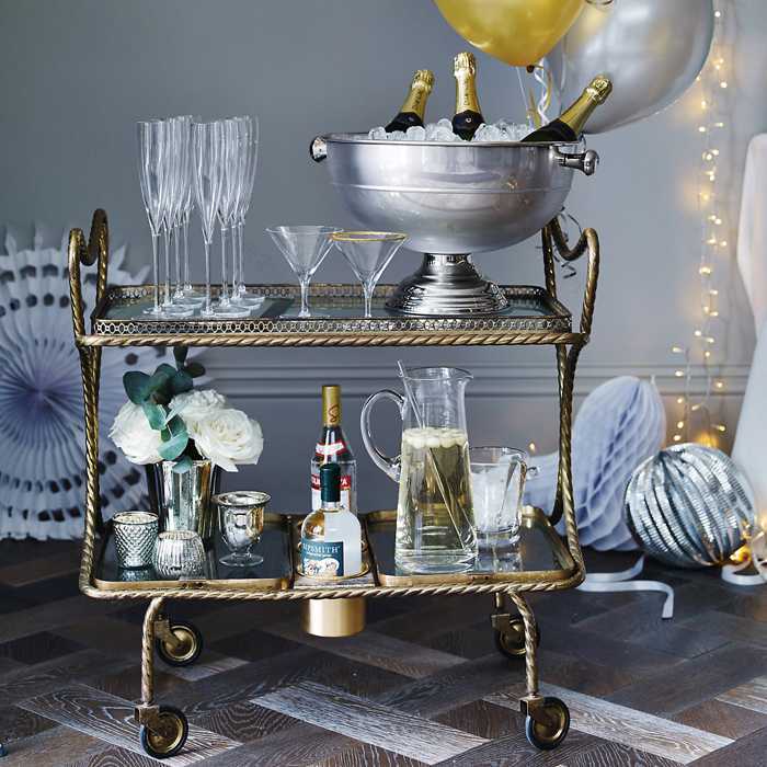 白公司圣诞氛围打造 | 新年装饰的完美示范-25