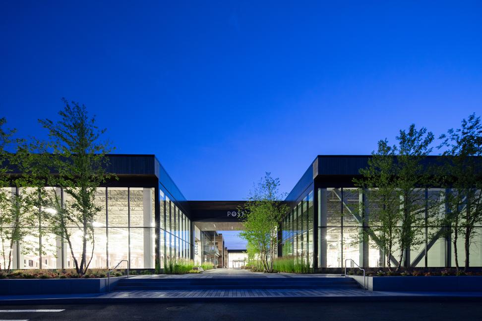 Post @ 200 Smith | CBT-6