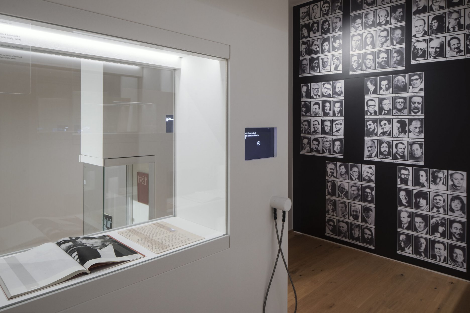 布拉格文学博物馆常设展览丨捷克丨OBJEKTOR ARCHITEKTI-45