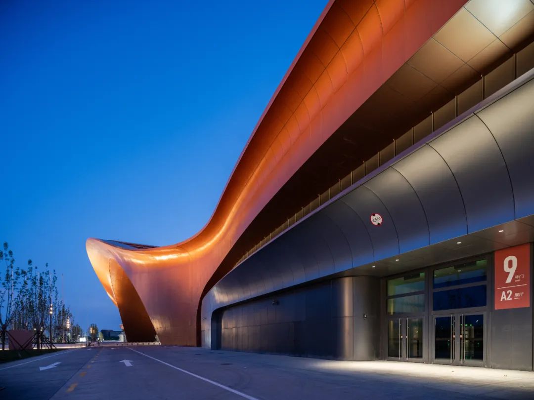 信息的纽带大地的图景|北京新国展二期建筑照明设计-24