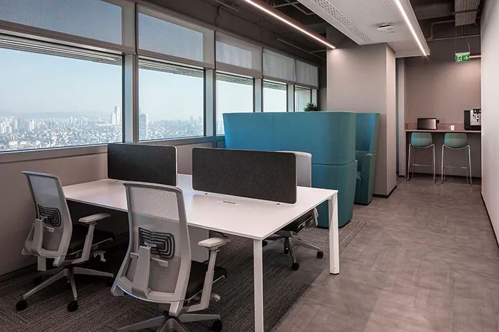 SAP 土耳其总部办公设计 | 优雅高级灰调、工作生活相融合-19