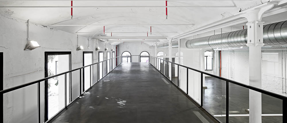 expansion of hangar artistic creation centre on the can ricart site-19