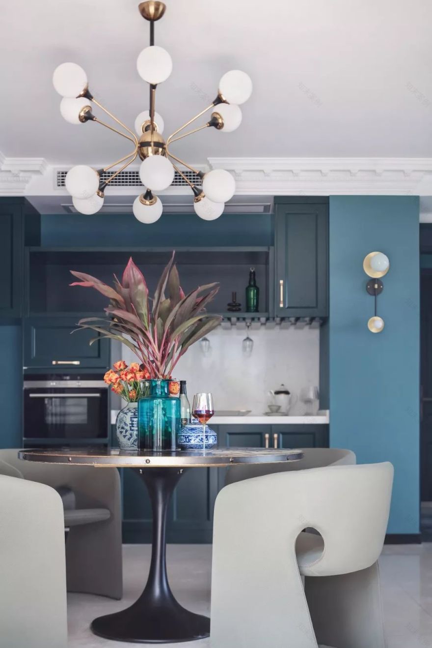 复古与现代交融的梦幻香闺-24