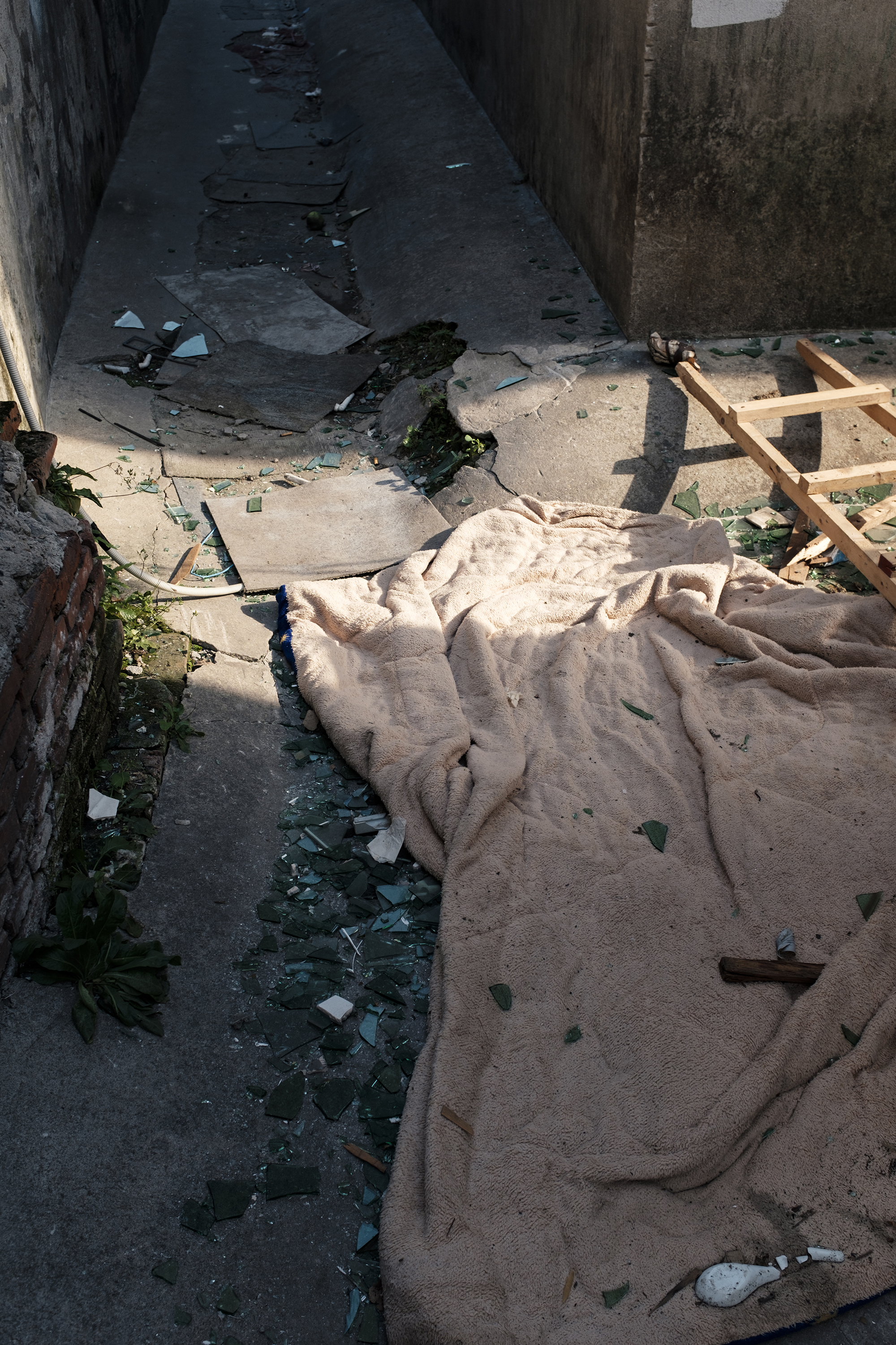 隔壁的村子要消失了-4