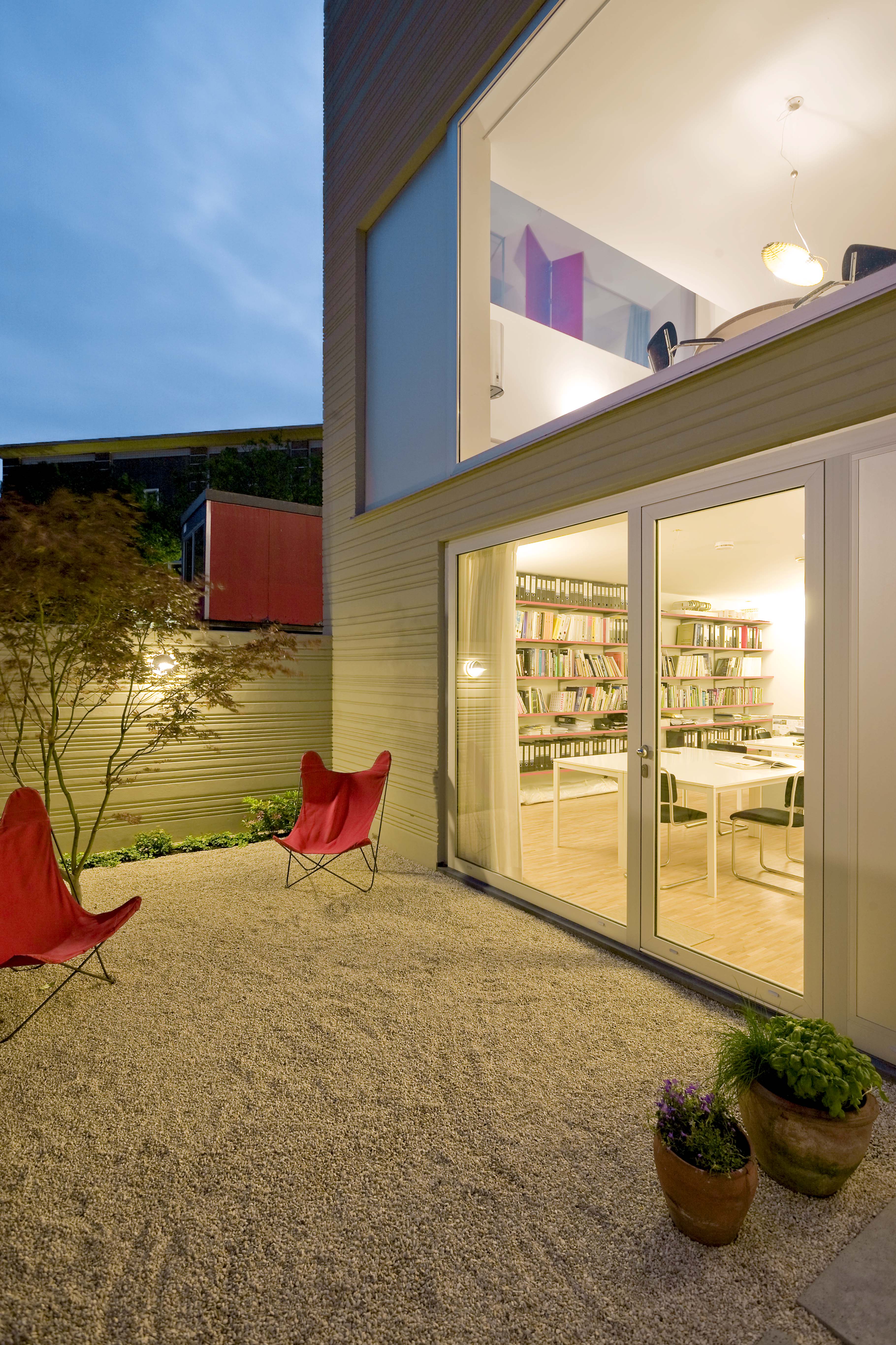 莱顿条纹屋（注：Stripehouse直译为条纹屋，Leiden是荷兰城市莱顿，这里推测是莱顿的某个名为Stripehouse的地方，具体可能需结合更多背景信息） 丨荷兰莱顿-11