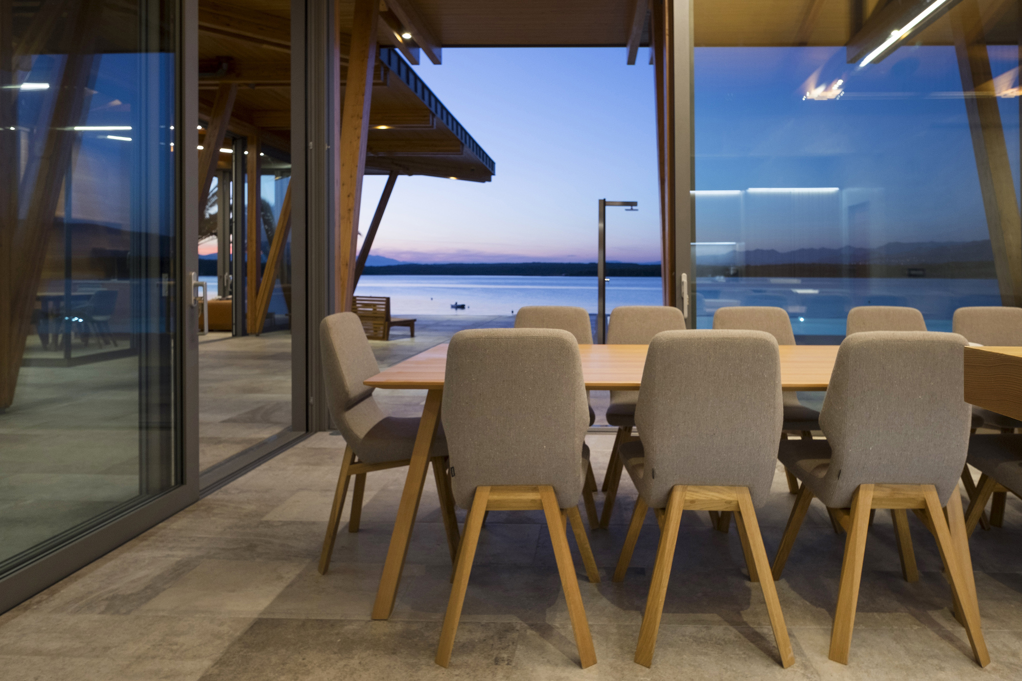 Wooden House / Turato Architects-32