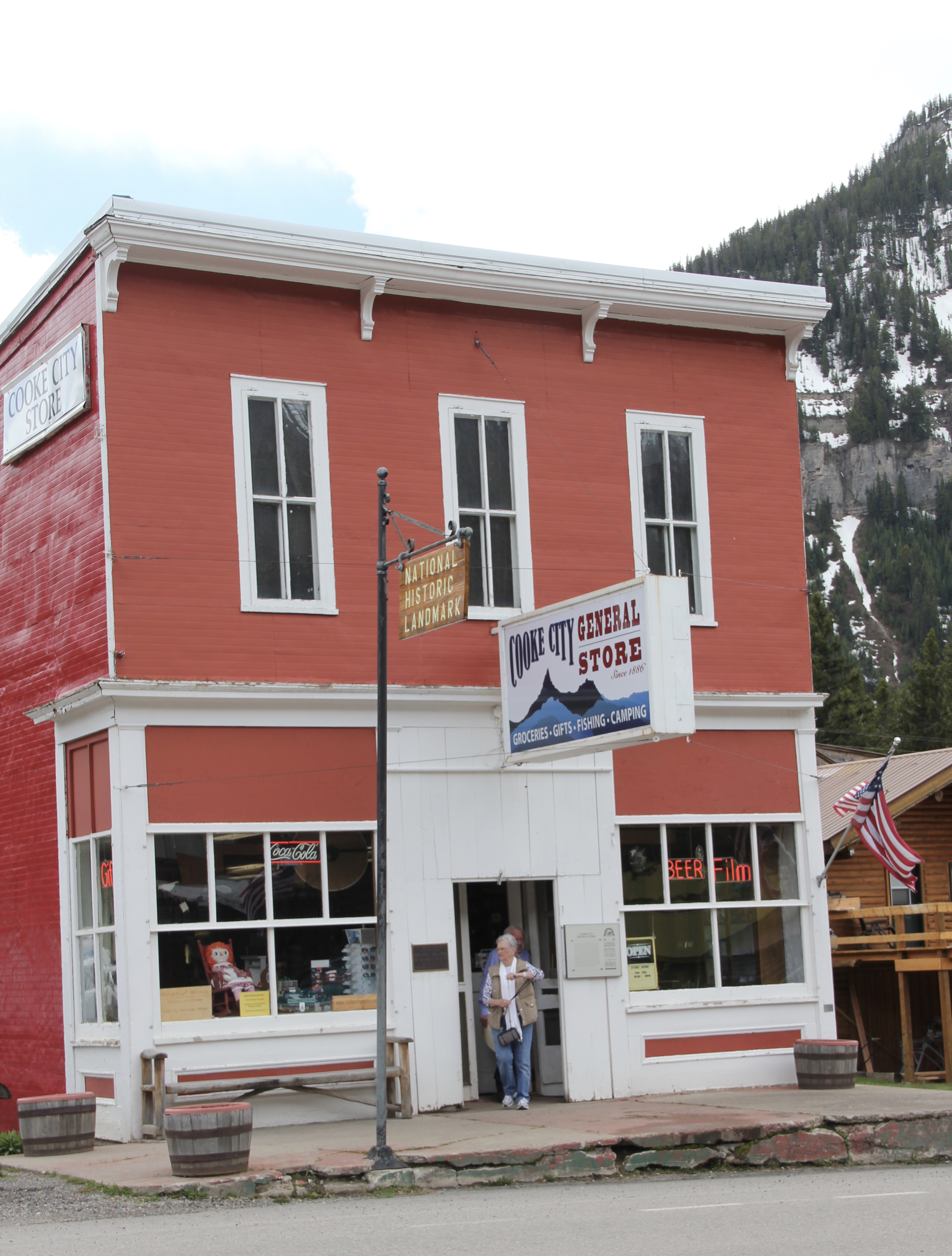 Cooke City相关建筑（含商店,教堂,酒吧等）丨美国蒙大拿-9