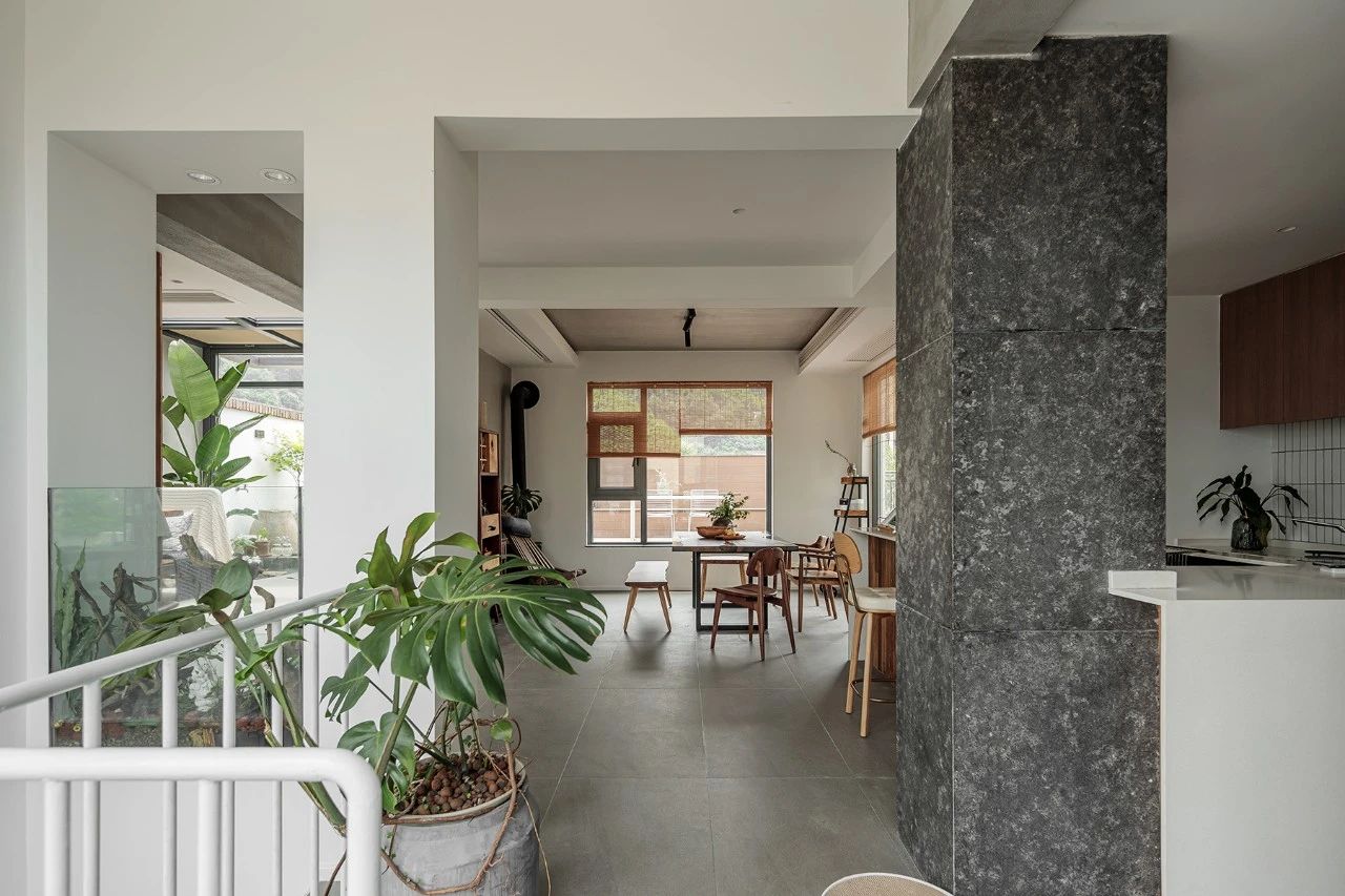 花痴的世界 · 川南小城住宅室内设计丨中国泸州丨境壹空间设计-21