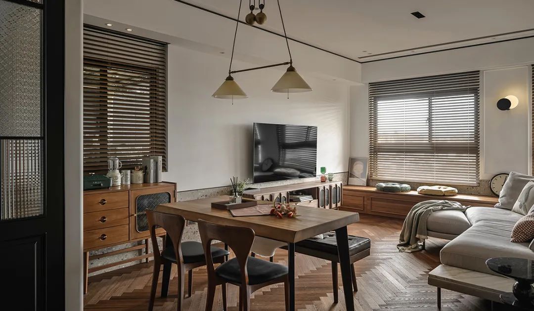 复古法式风情住宅设计丨帷圆.定制 circle-1