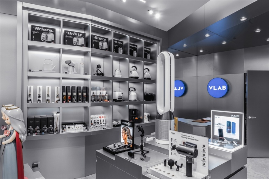 呼和浩特VLAB潮流用品集合店-12