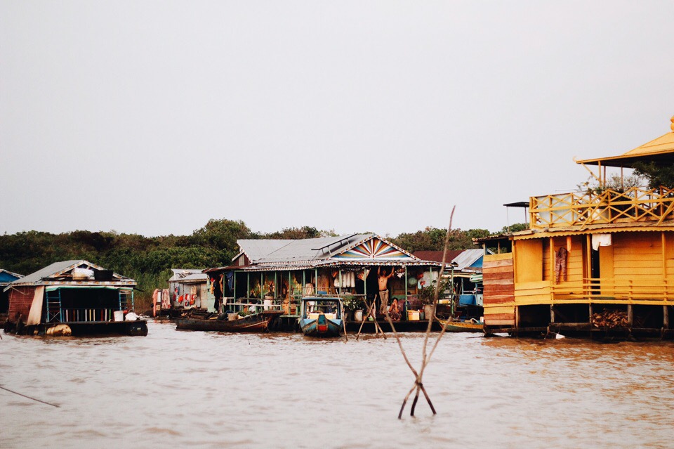 柬埔寨洞里萨湖居民生活-7