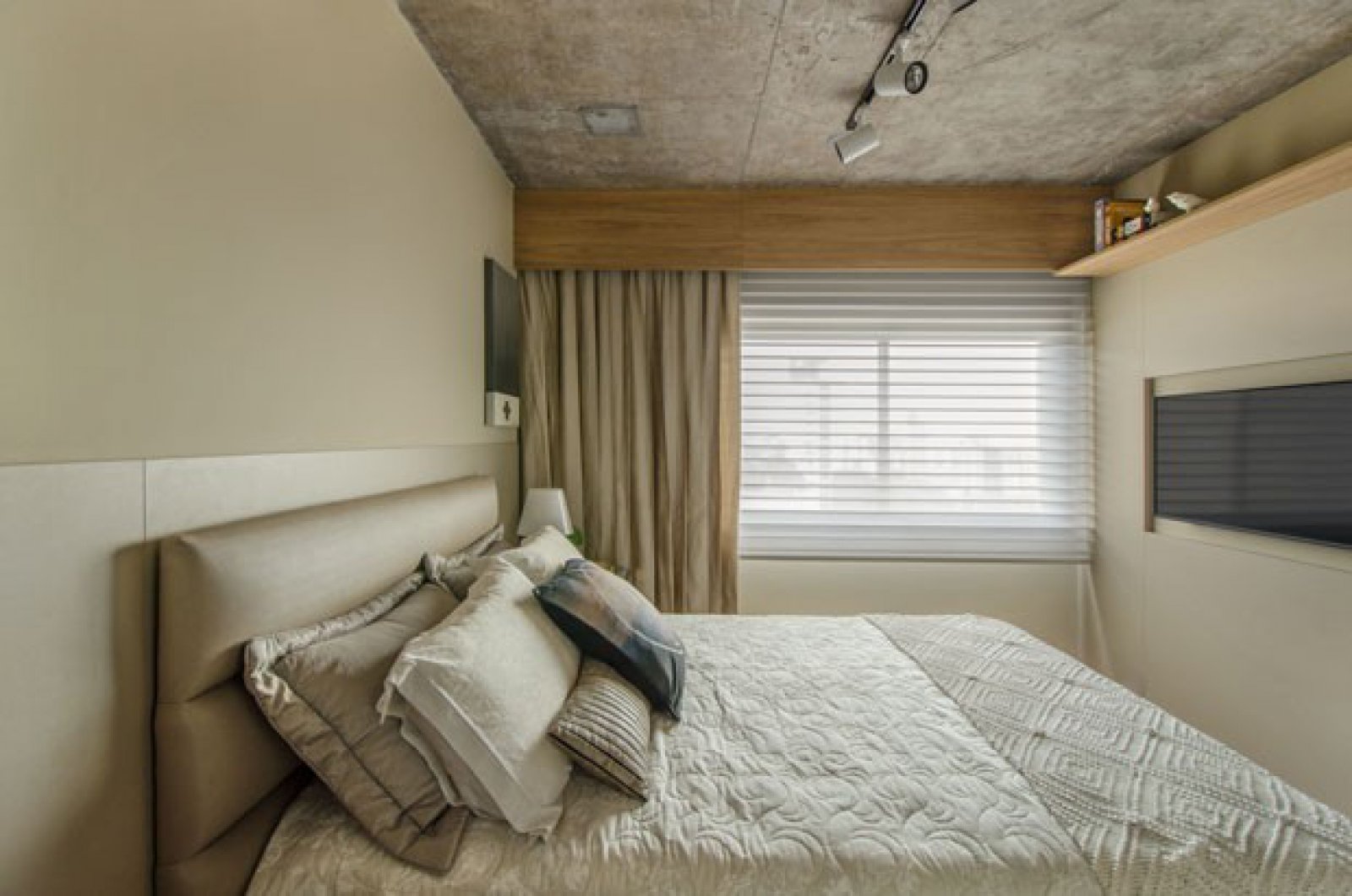 118㎡葡萄牙米灰黑现代公寓-7