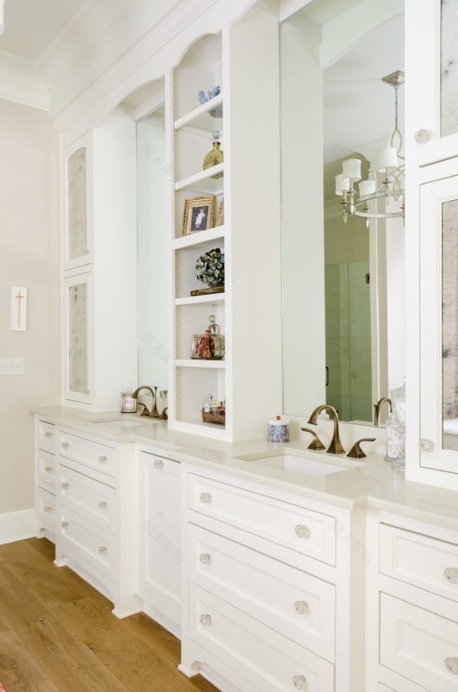 Traditional Elegance-50