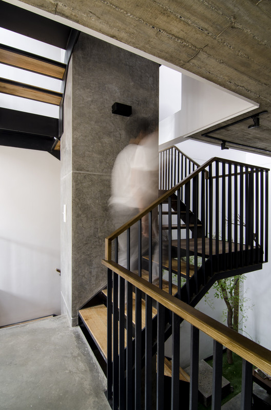 河内西湖边的节能度假屋-9