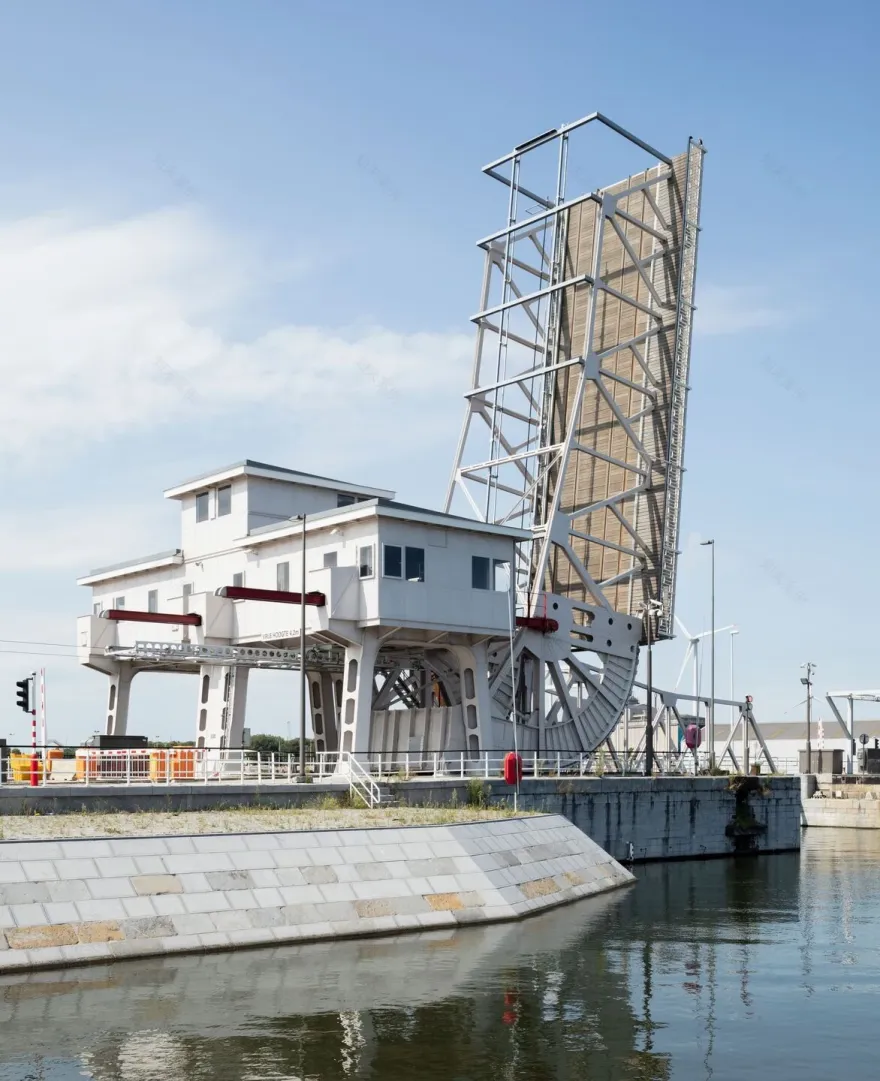 墨西哥大桥控制站丨比利时安特卫普丨An Schoenmaekers-30