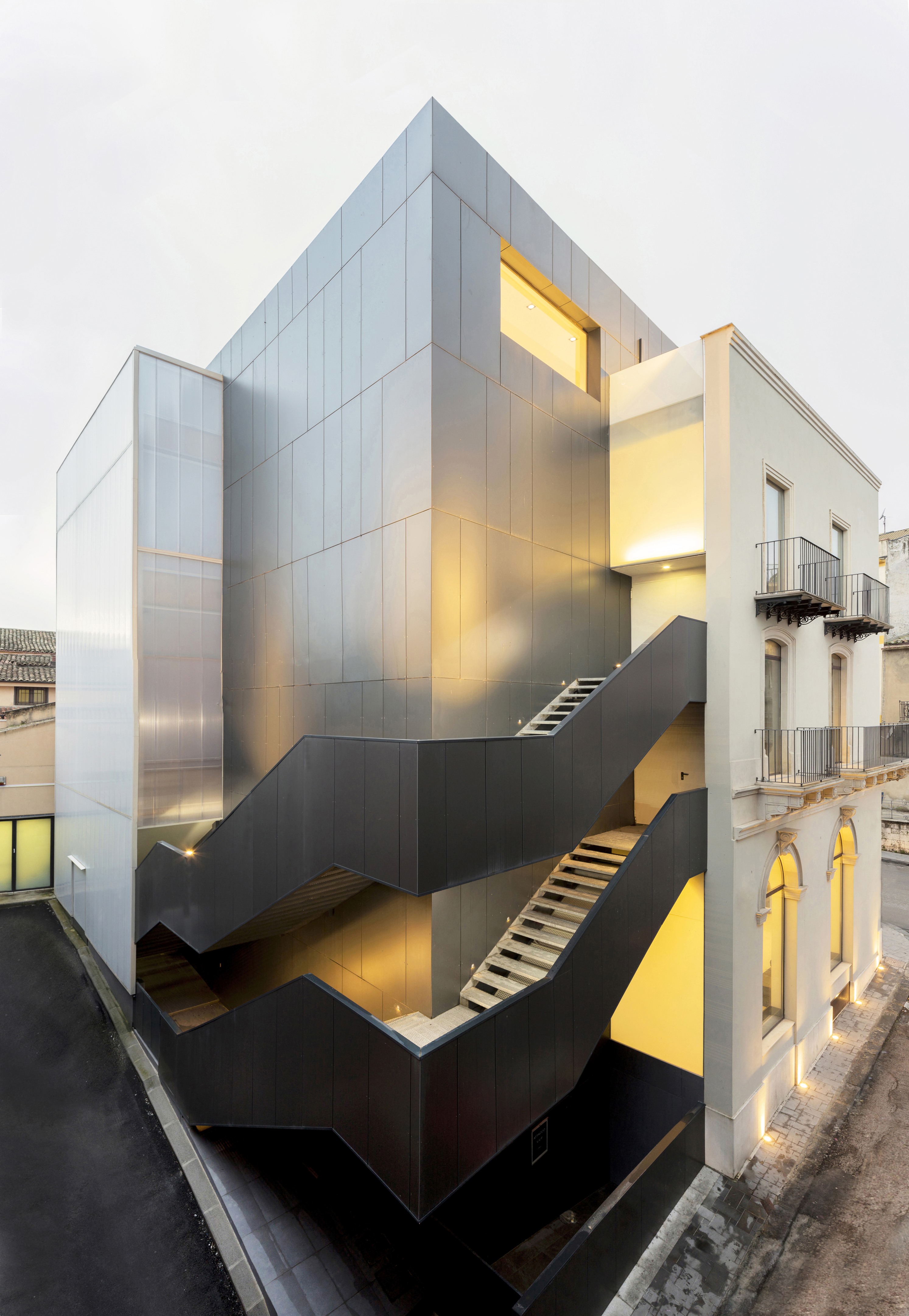 新旧对话,城市记忆与当代建筑的共生-10