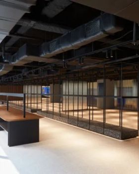 蓝灰调·质感商业空间·IOPE 实验室定制护肤新体验丨韩国