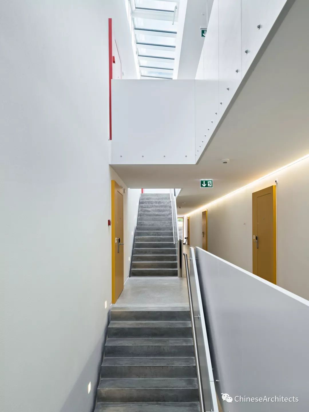 瑞士 Saanen 退休中心——和谐自然的现代山居设计-22