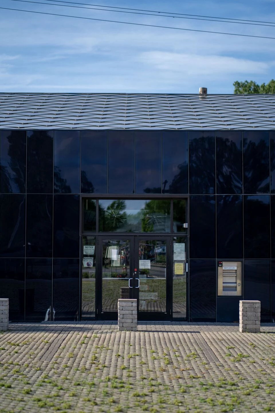 融合科技与自然的未来银行设计丨美国-24