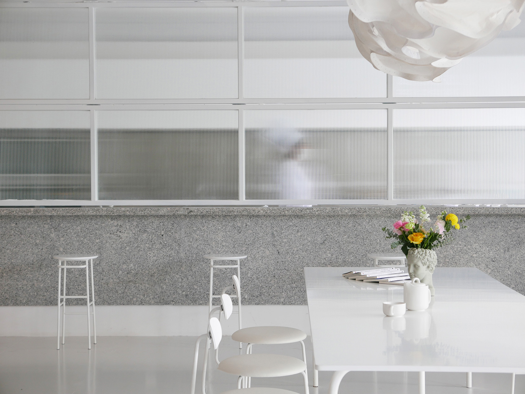 羊背上的甜品店，鄂尔多斯 / 尔我空间设计研究室-15