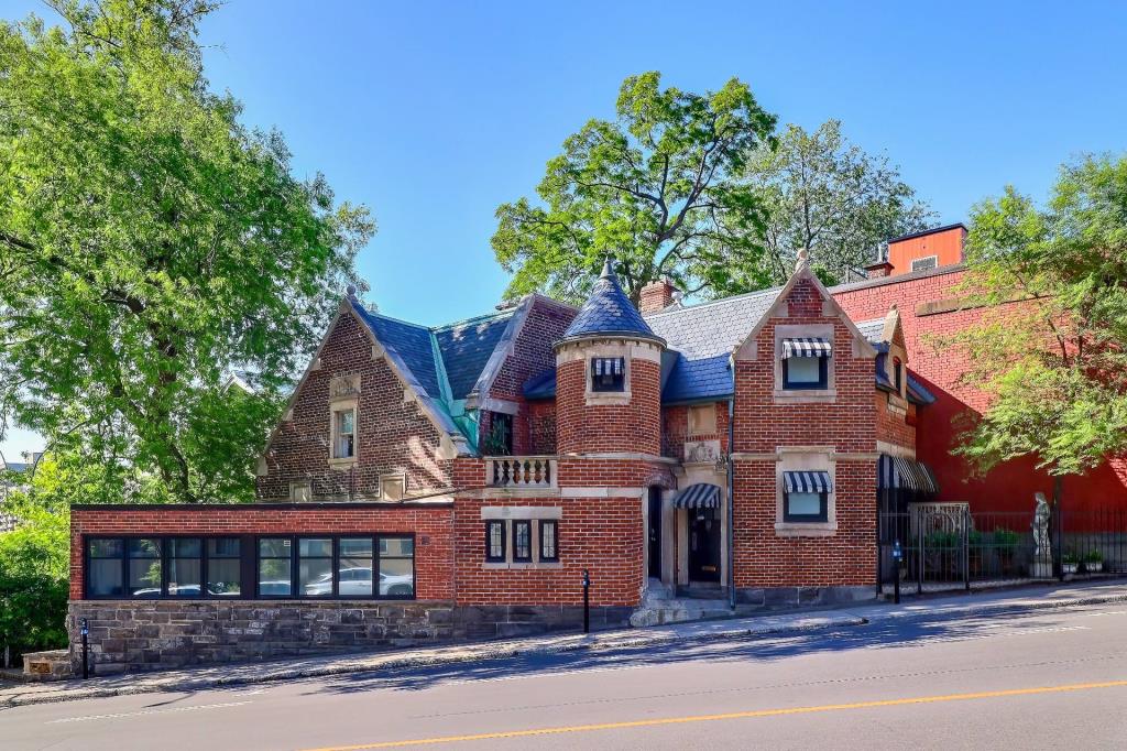 蒙特利尔维勒玛丽区印象深刻的住宅丨加拿大蒙特利尔丨Joli Joli Design-0