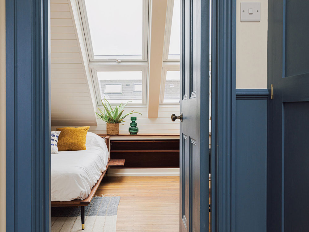 伦敦南部历史镇 house 炫彩内饰设计-27