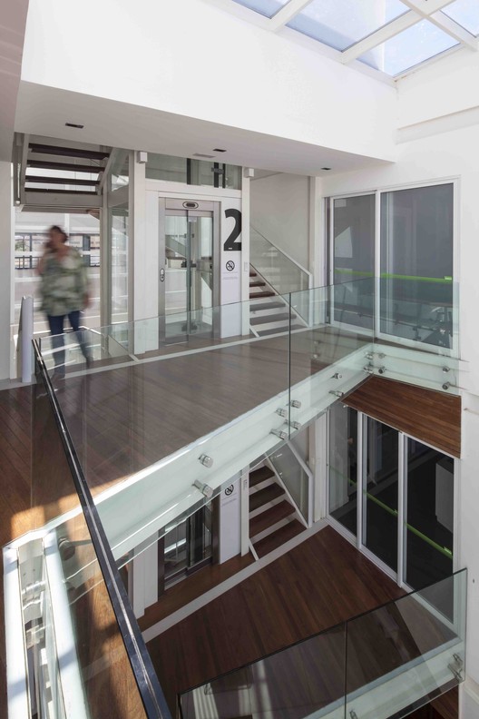 巴西 Fabrika Filmes 总部共享空间设计-34