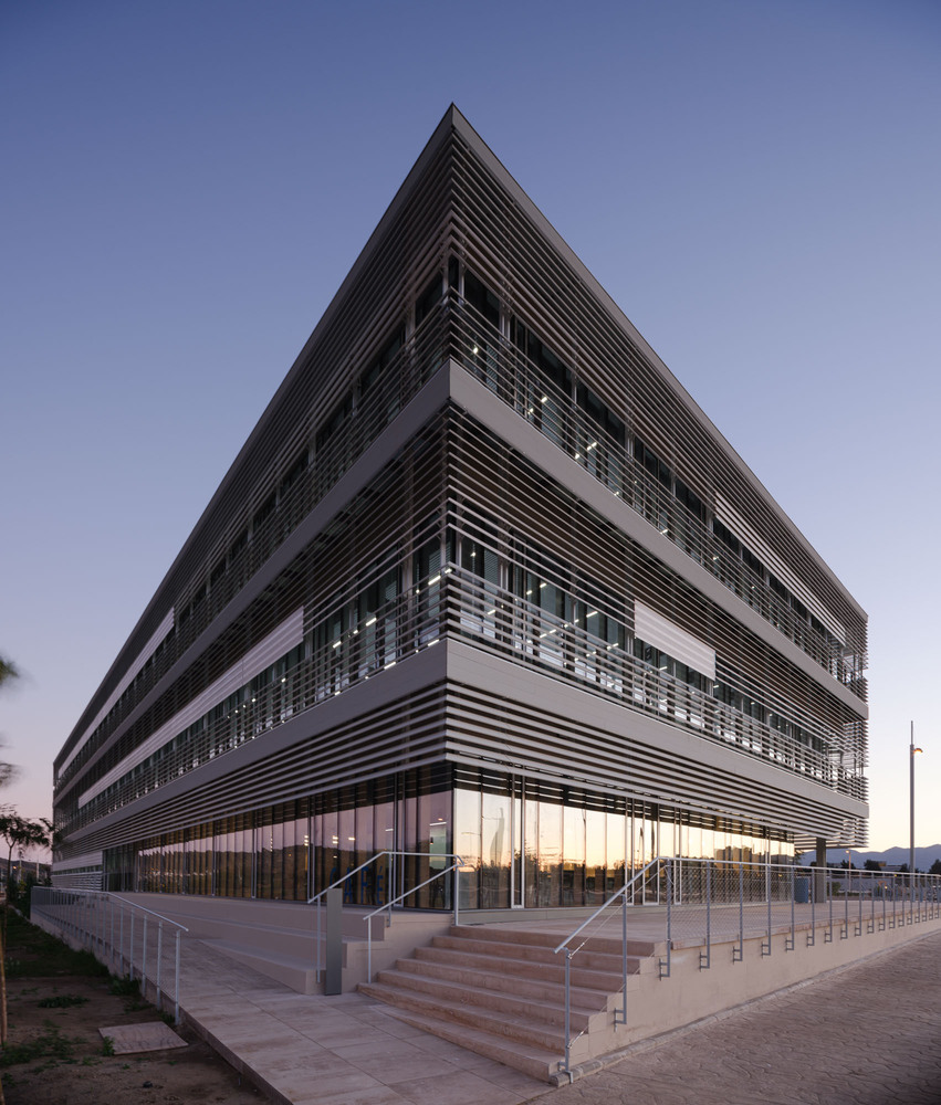 西班牙 Rosalind 办公大楼丨冈萨雷斯初级研究-23