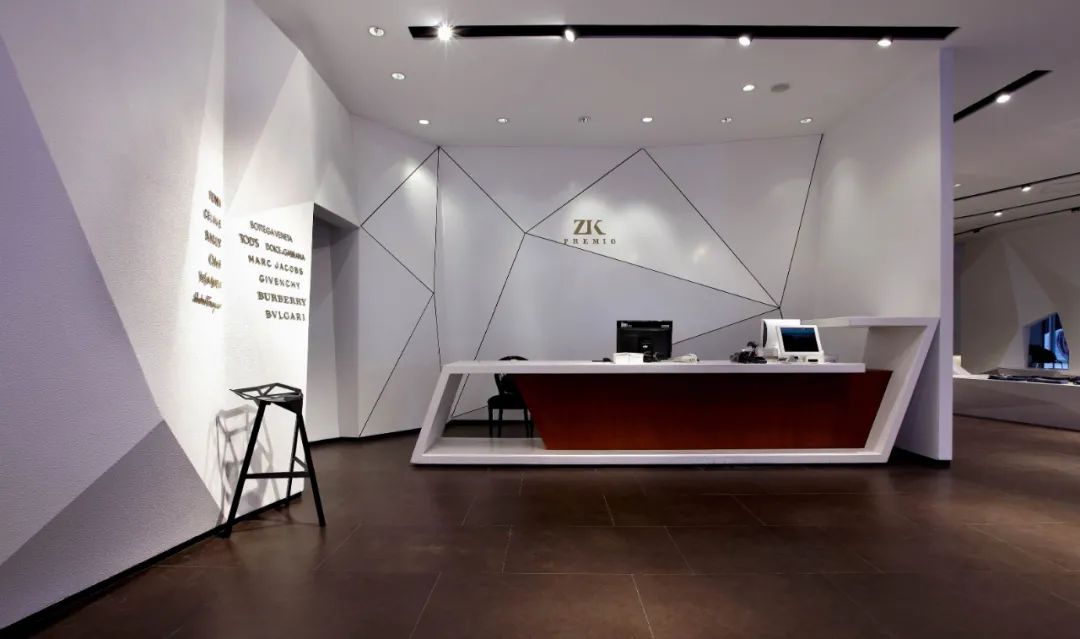 摩登几何,木融设计打造高端奢侈品店-15