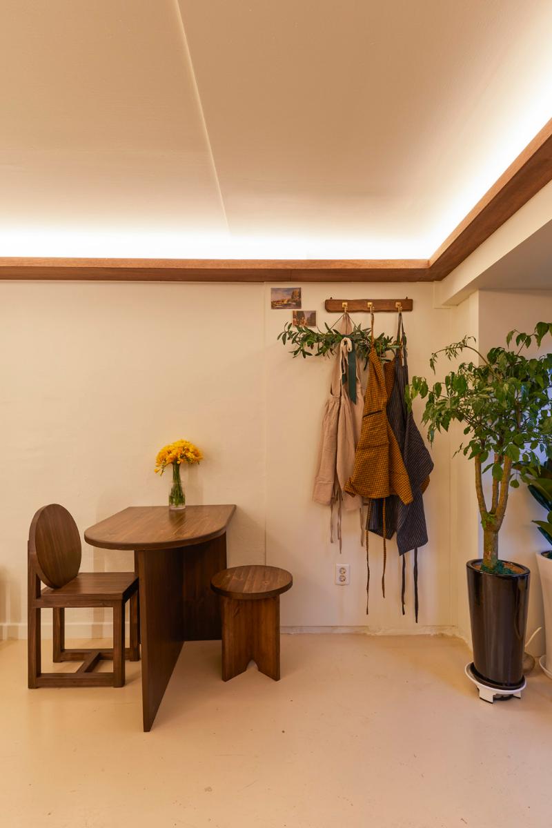 幸福空间 | 明亮温馨的 12 坪咖啡厅设计-11