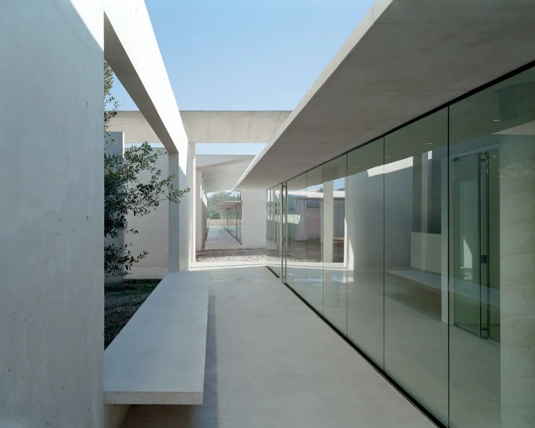 Trahan Architects | 人道主义诗意的建筑之美-9