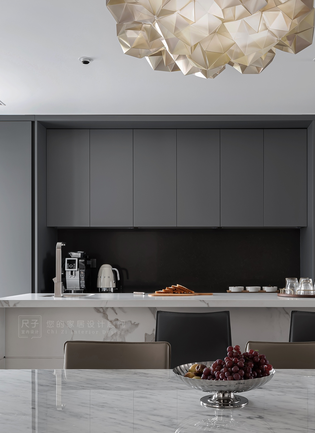 灰映现代简约-9