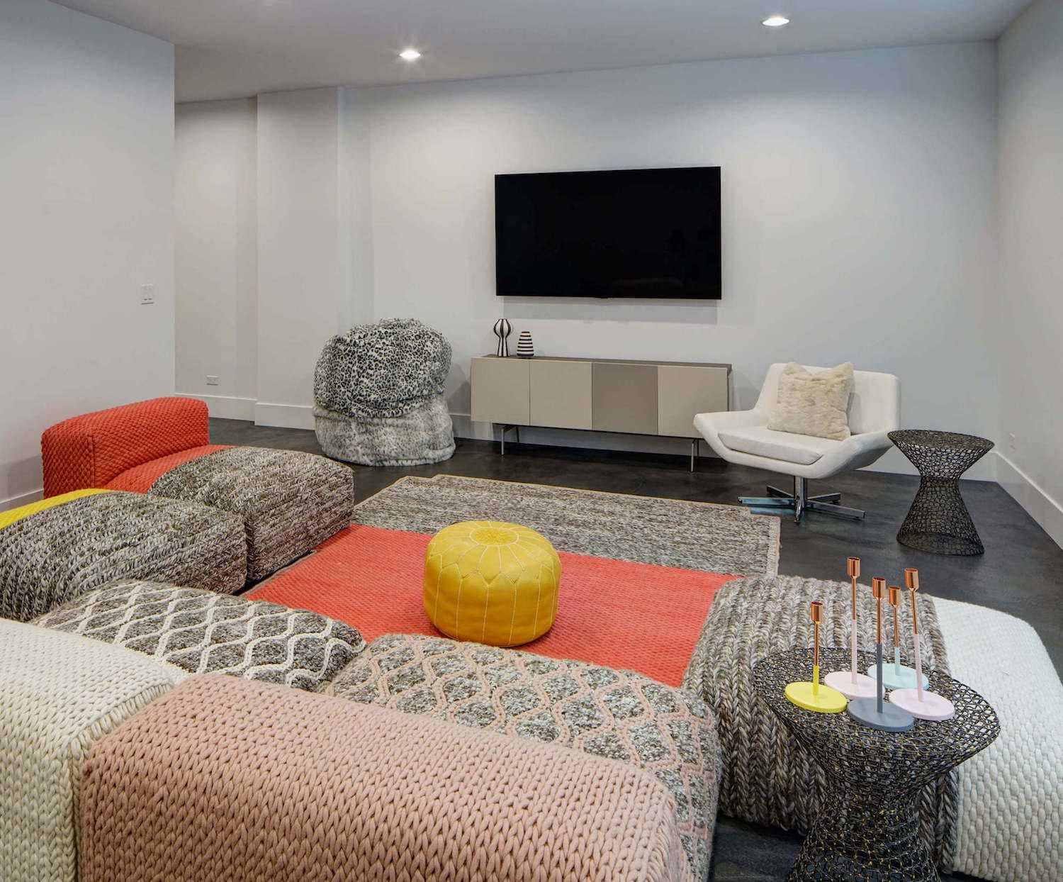 美国蒙多建筑商现代双层独栋别墅设计-1